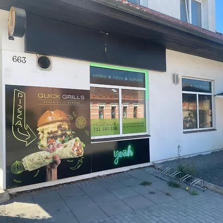 Apartmany Jedovnice شقة *