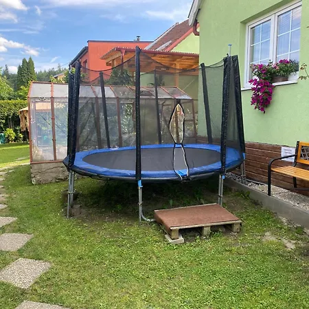 شقة Apartmany Jedovnice