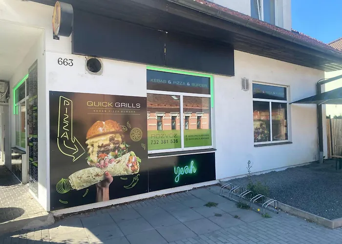 Apartmany Jedovnice דירה *