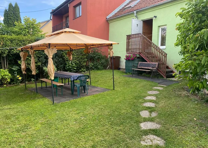 Apartmany Jedovnice ידובניצה